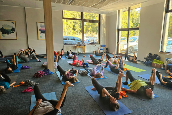 Dôležitosť regenerácie: Spánok, strečing a relax